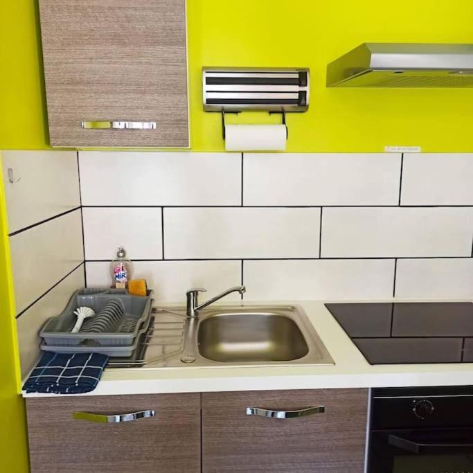 Agreable Studio Dans Le Centre Historique La Ferté-Saint-Aubin Екстериор снимка