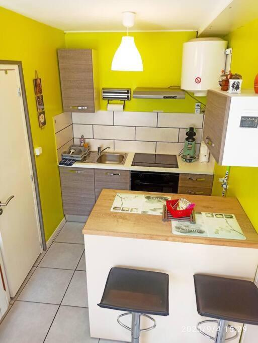 Agreable Studio Dans Le Centre Historique La Ferté-Saint-Aubin Екстериор снимка