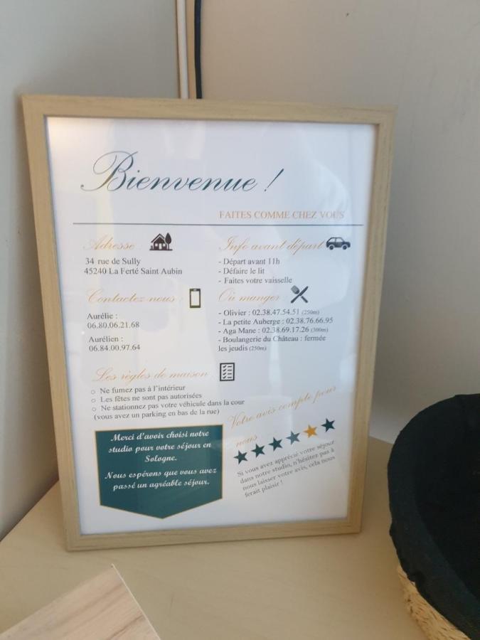 Agreable Studio Dans Le Centre Historique La Ferté-Saint-Aubin Екстериор снимка